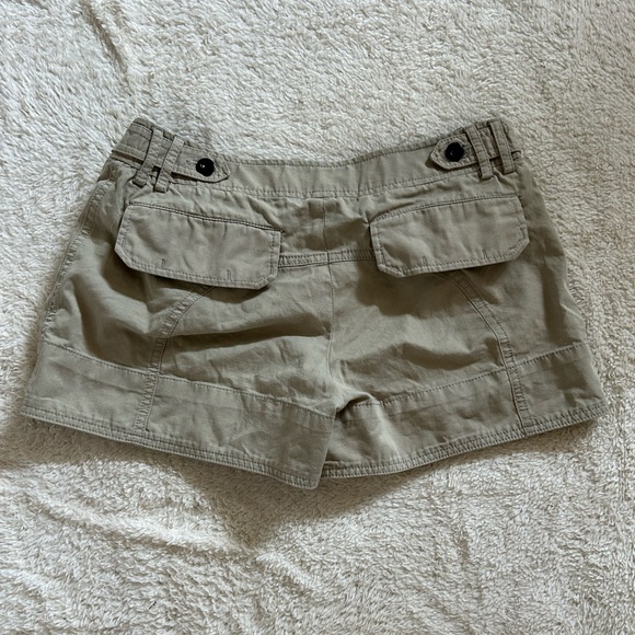 Dolce & Gabbana Cargo Shorts - Picture 2 of 4